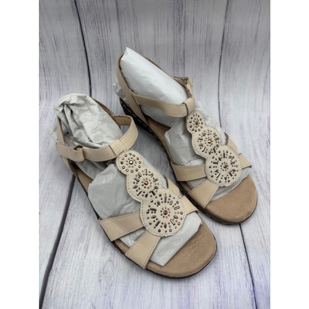 SOUL Naturalizer Belle Slingbacks woman’s size 9 tan